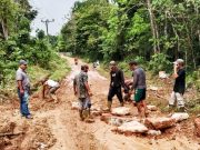 Jumat Berkah Menjelang Idul Adha Pemdes Sukaraja Bergotong-royong Bersama