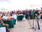 Gubernur dengan Masyarakat Kecamatan Payaraman Kabupaten Ogan Ilir