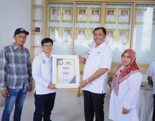 SMSI OKU Selatan Nobatkan Bupati Abusama Sahabat Pers