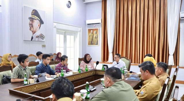 Walikota Mengambil Langkah Taktis Pengendalian Banjir di Kota Palembang