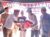 Wawako Palembang Serakan Bantuan kepada Warga Terkena Musibah Kebakaran