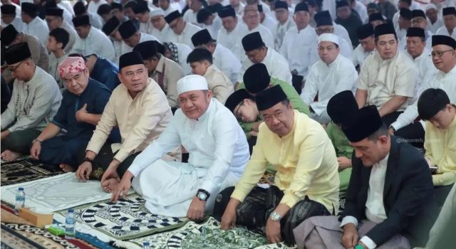 Gubernur Sumsel dan Jajaran Melaksanakan Sholat Idul Adha di Griya Agung