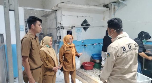 Edukasi dan Inspeksi Dapur MBG, Langkah Dinkes Ogan Ilir Lindungi Konsumen