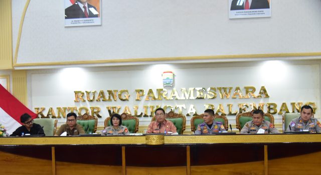 Ribuan Warga diajak Gowes dibawah Ampera