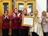 Penyerahan Simbolis Hak Cipta Kain Batik Cap Motif Nanas Khas Kota Prabumulih