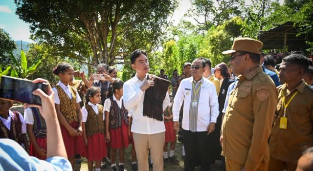 Wapres Pastikan Revitalisasi Sekolah di Ende Diprioritaskan